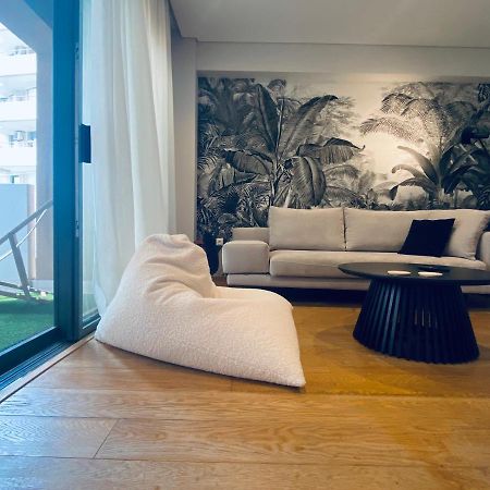 Athens Riviera 2-Bed Apt & Pool Access #Unoblu 외부 사진