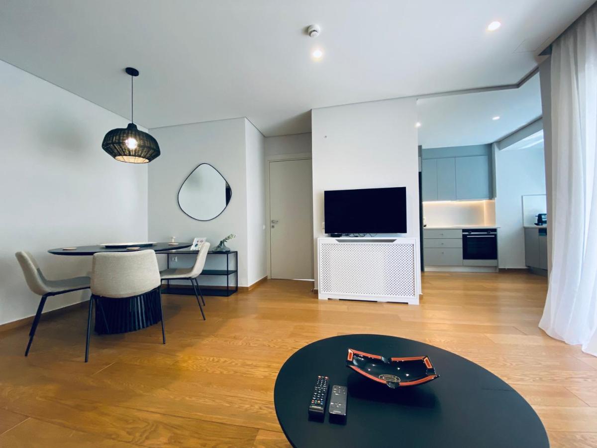 Athens Riviera 2-Bed Apt & Pool Access #Unoblu 외부 사진