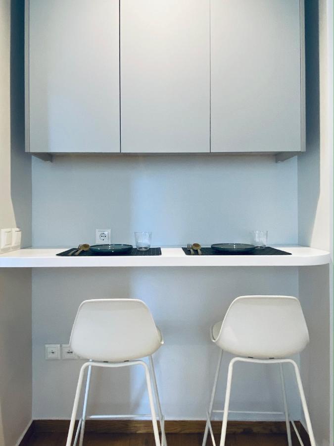 Athens Riviera 2-Bed Apt & Pool Access #Unoblu 외부 사진